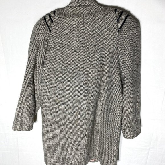 Vintage Collection Elegante Grey Wool Button Front Overcoat 6 - Picture 14 of 15
